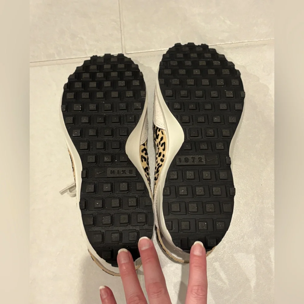 Nike Waffle Debut Women’s Sneaker Leopard Print Size 7